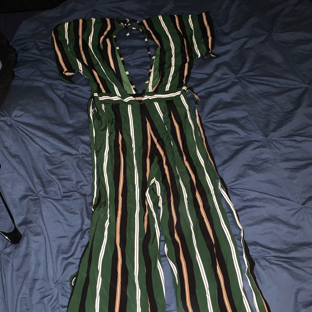 Jumpsuit - Picture 2 of 3